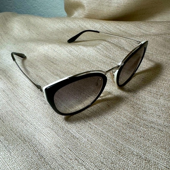 PRADA Sunglasses Black White Cat eye SPR 20U 54022 4BK-500 140 2N - Picture 4 of 12